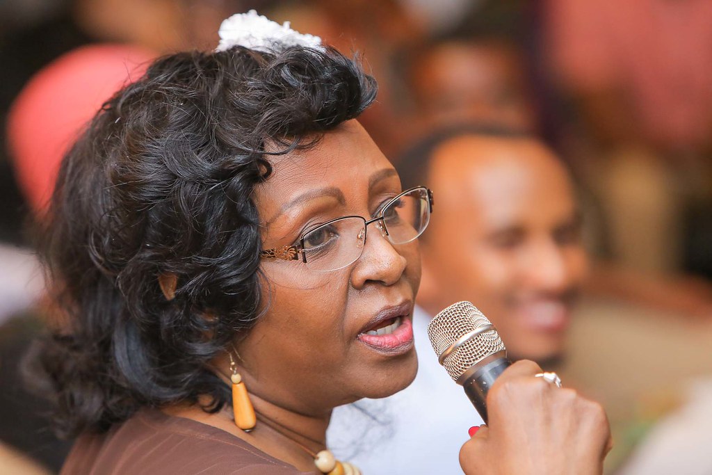 Cecile Kayirebwa présente ses excuses à ses fans pour son absence lors du concert de fin d’année