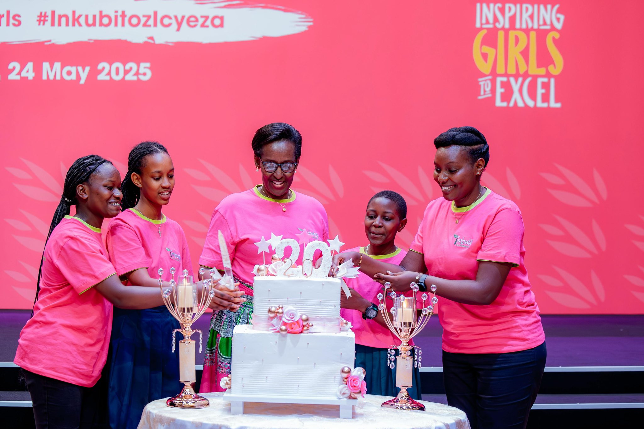 20 ans d’excellence: la Première Dame célèbre les lauréates “Inkubito z’Icyeza”