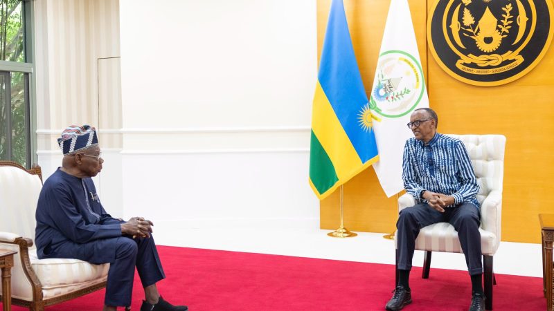 Le président Kagame a accueilli Obasanjo pour discuter des défis régionaux et mondiaux