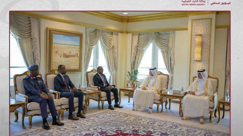 Rencontre à Doha : le Ministre rwandais de l’interieur discute avec l’Intérieur  qatari