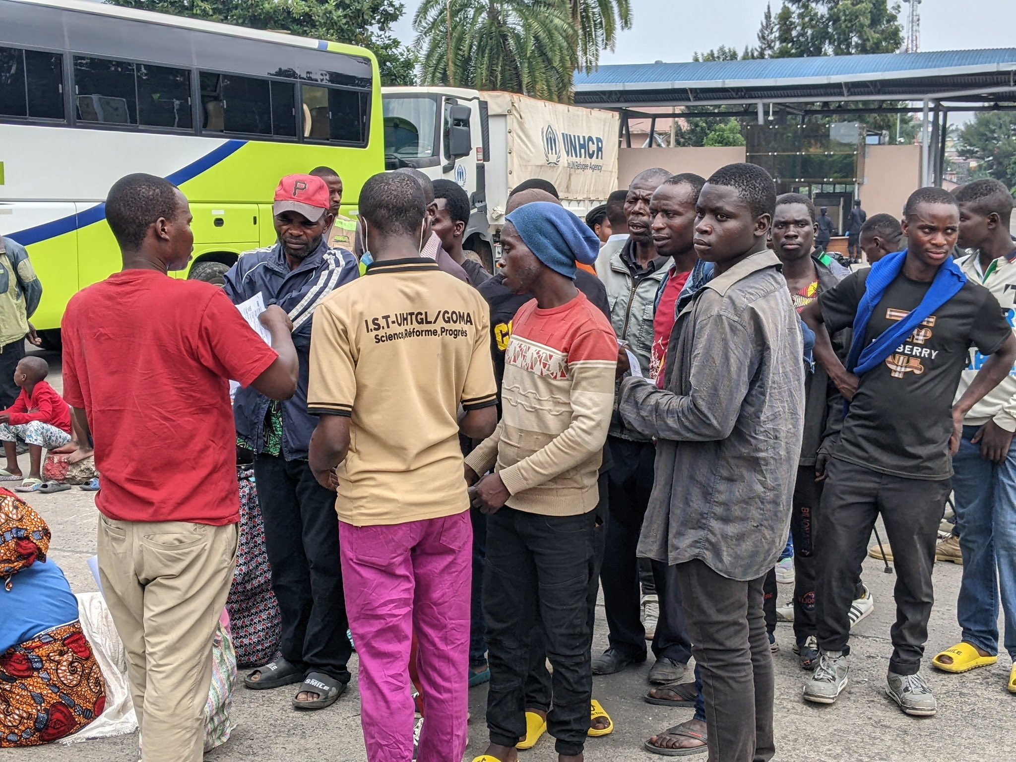 Retour au pays pour 532 Rwandais venus de la RDC