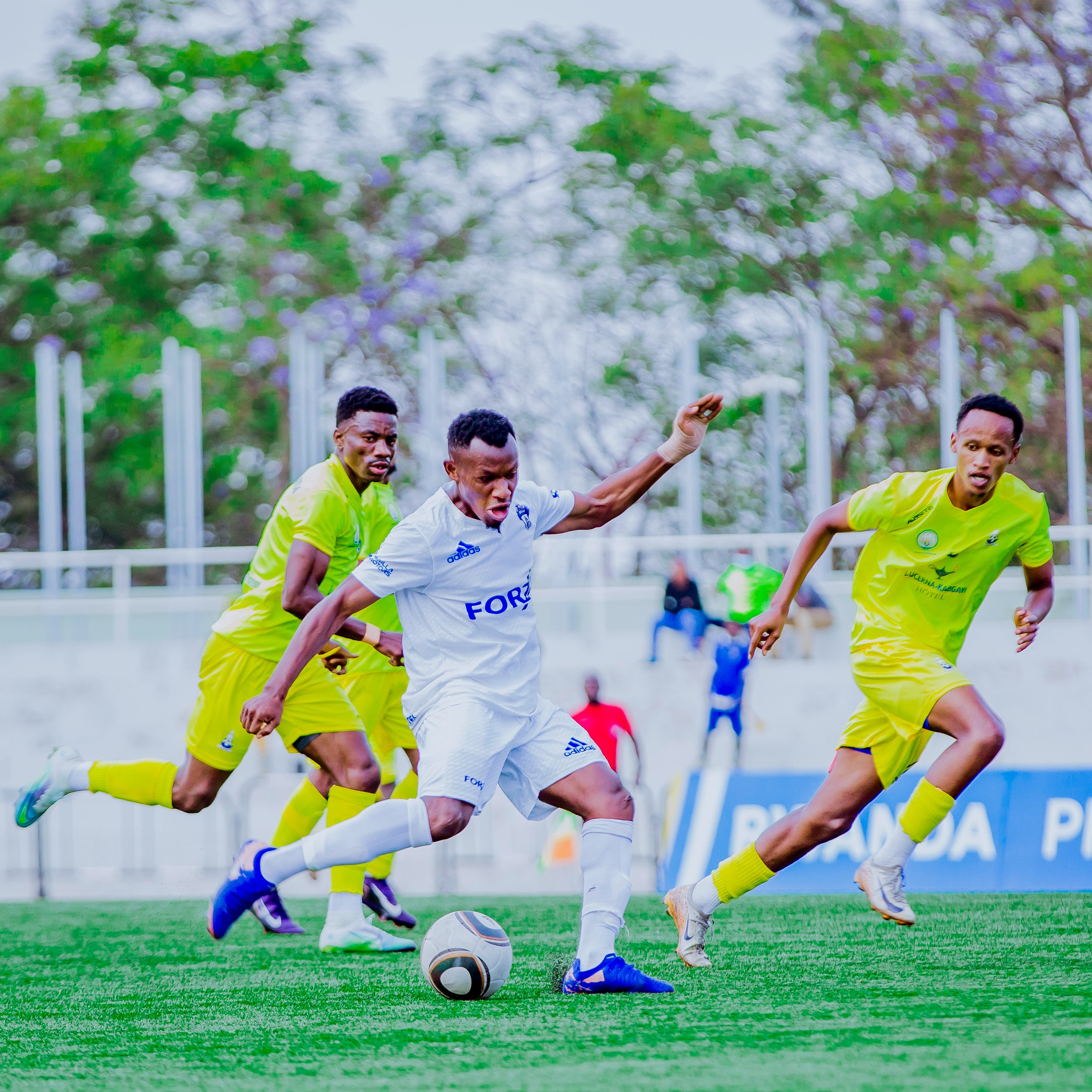 Première journée RPL: Gorilla FC prend la tête, Rayon Sports et Police réussissent leur entrée