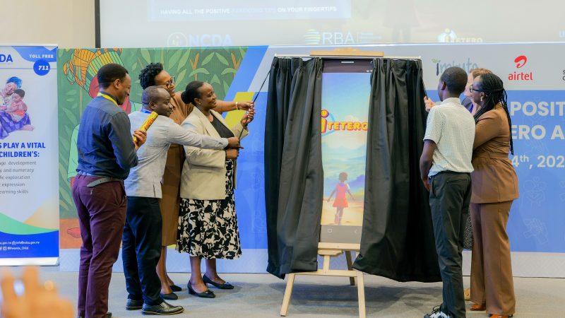 Application Itetero dans nos téléphones: le numérique pour l’éducation des enfants rwandais