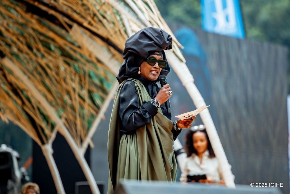 J’ai choisi le Rwanda comme chez-moi pour toujours – Khadja Nin