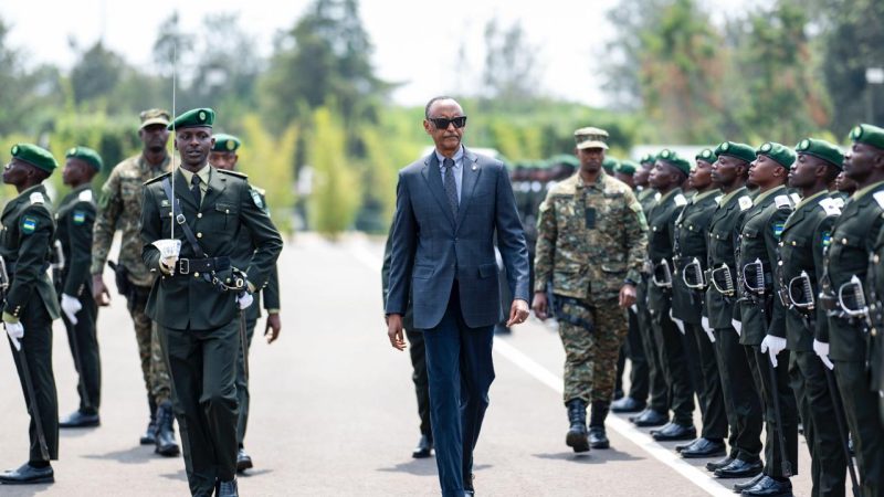 Le Président Kagame préside la cérémonie de nomination au grade de 1 029 sous-lieutenants à l’Académie militaire de Gako