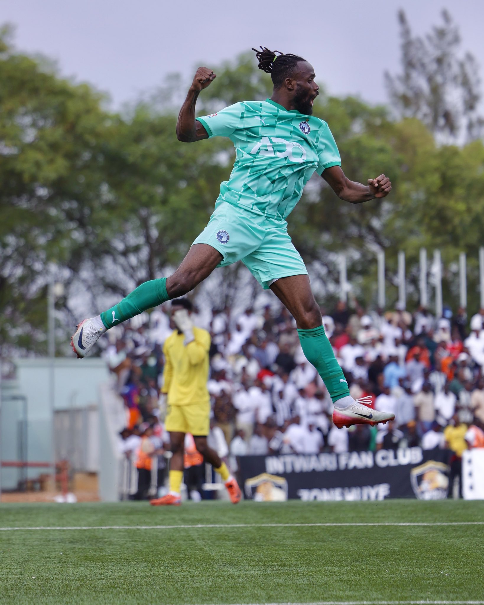 Ligue des Champions de la CAF: APR FC s’incline 2-0 face à Pyramids FC à domicile