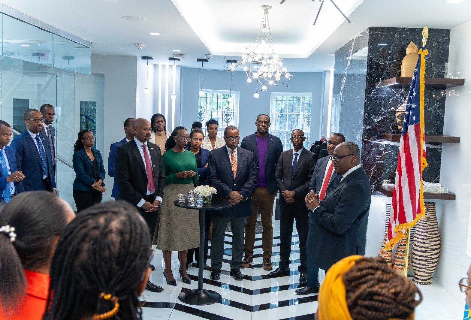 Le Premier ministre Nsengiyumva rencontre la communauté rwandaise à Washington