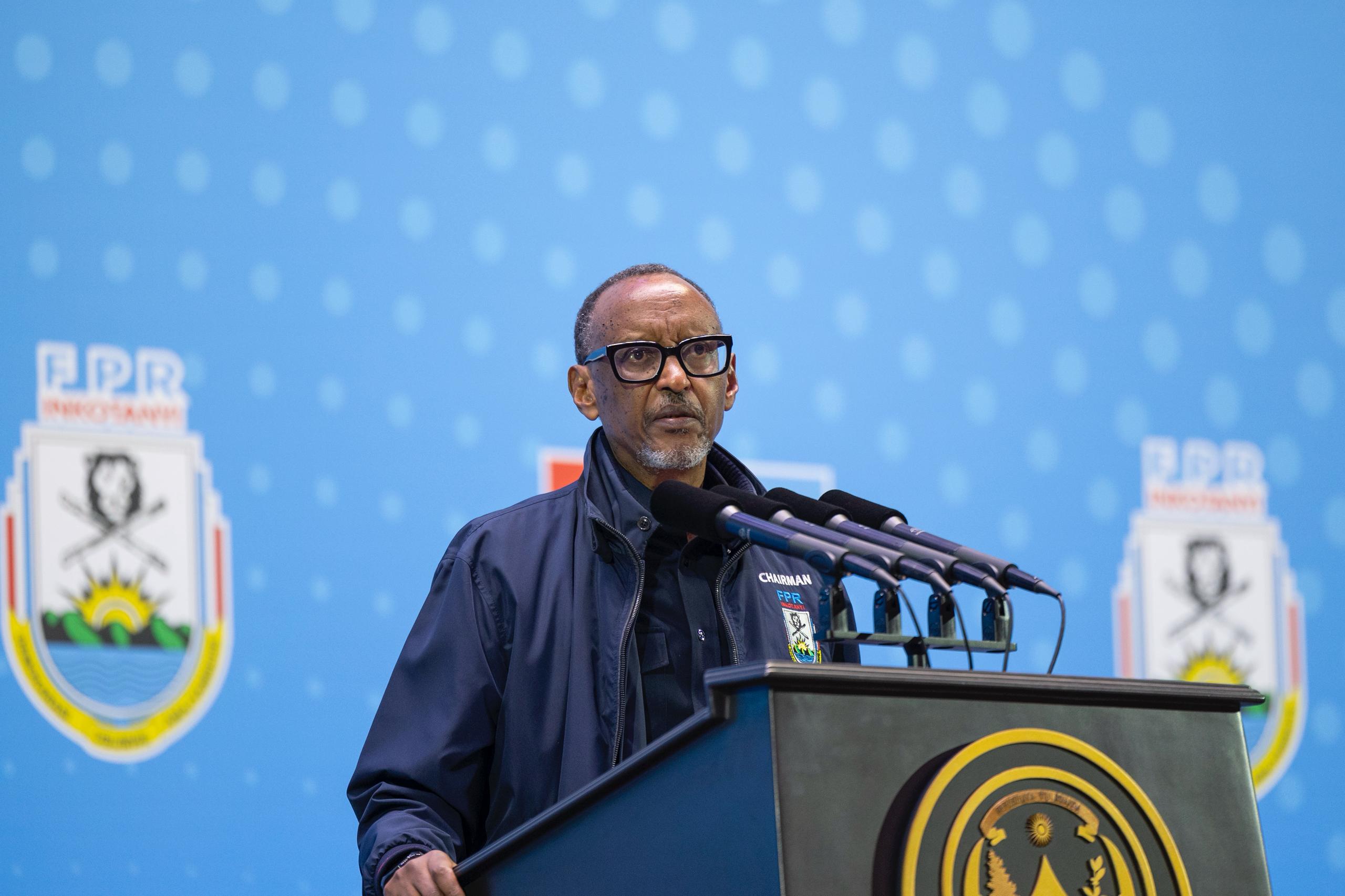 Paul Kagame salue les forces de sécurité et l’unité des Rwandais, piliers de la stabilité du pays