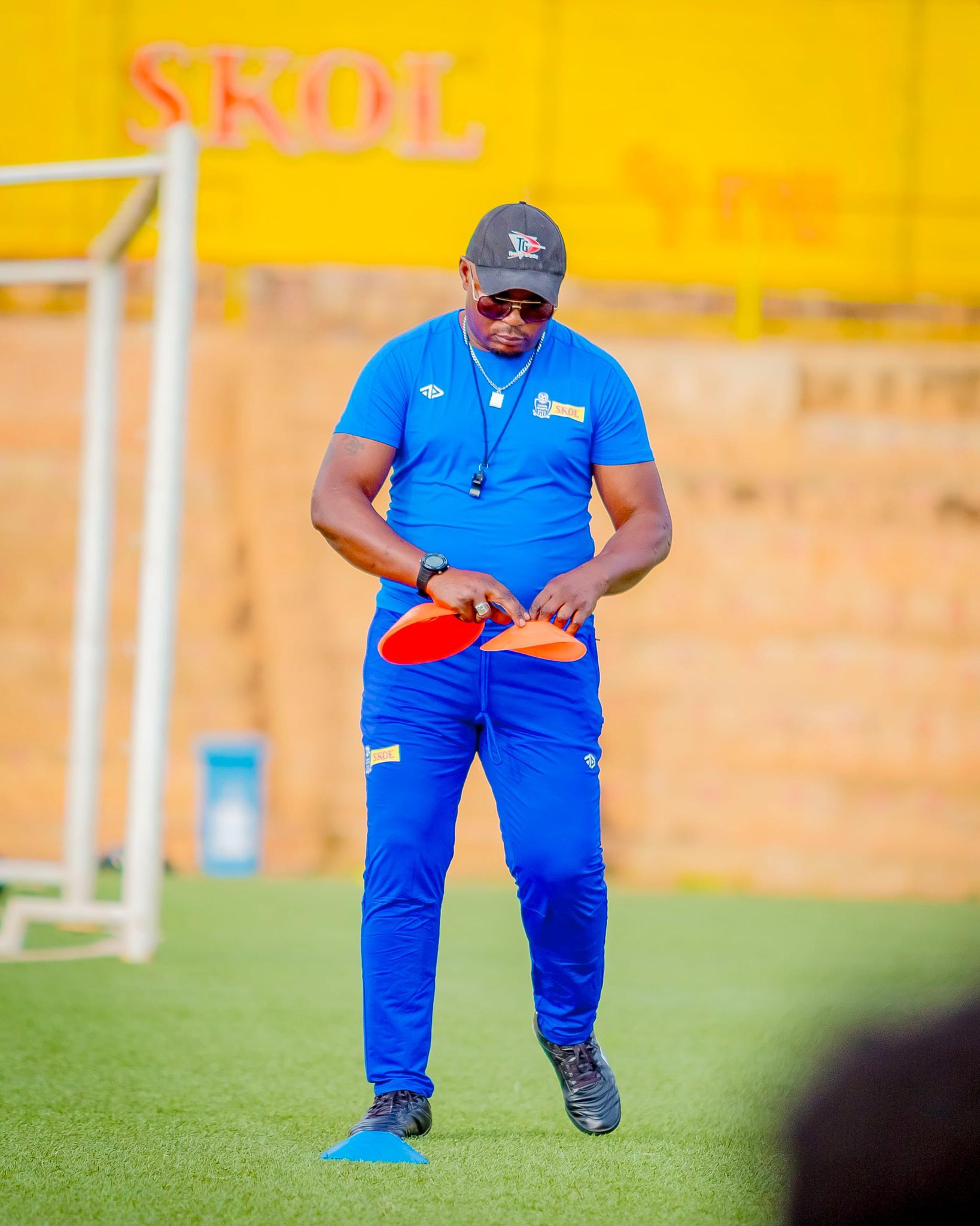 Rayon Sports: Lomami Marcel dirige ses premières séances d’entraînement comme entraîneur adjoint