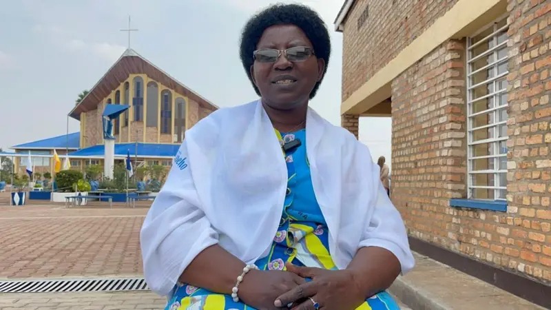 “Natalie, ma fille, prie beaucoup pour le monde qui va mal” – Message de la Vierge Marie lors de la première apparition de Kibeho