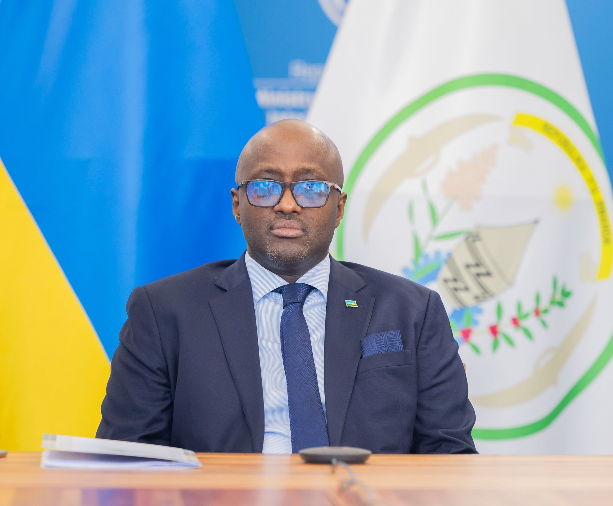 Partenariat Visit Rwanda–Arsenal: Nduhungirehe dément Kinshasa et dénonce une manipulation politique