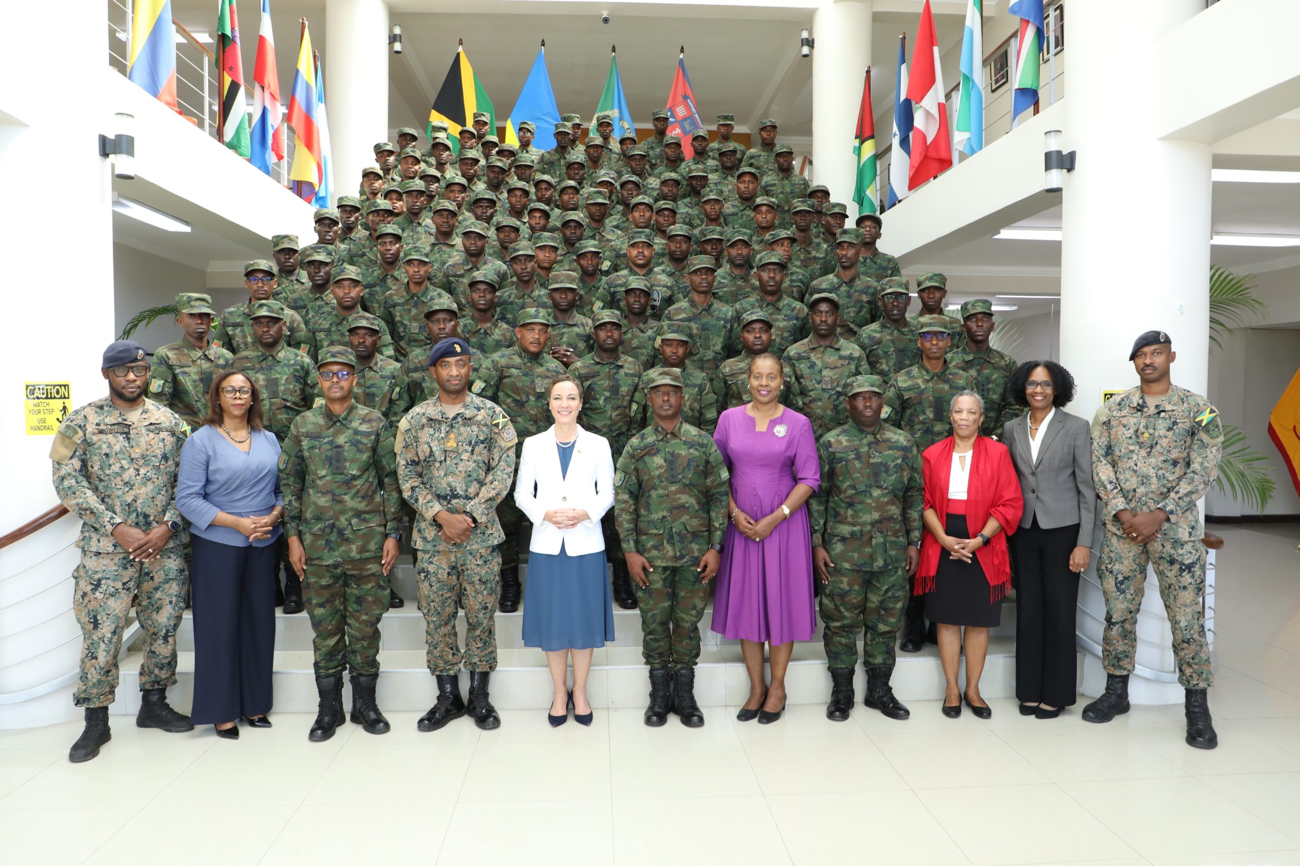 La Jamaïque accueille un contingent d’ingénieurs de la Force de défense du Rwanda pour la reconstruction post-cyclone