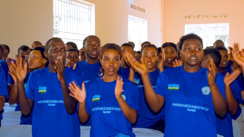 Un vent de citoyenneté chez les Jeunes: MINUBUMWE lance la 13e promotion “Inkomezabigwi” à travers tout le Rwanda