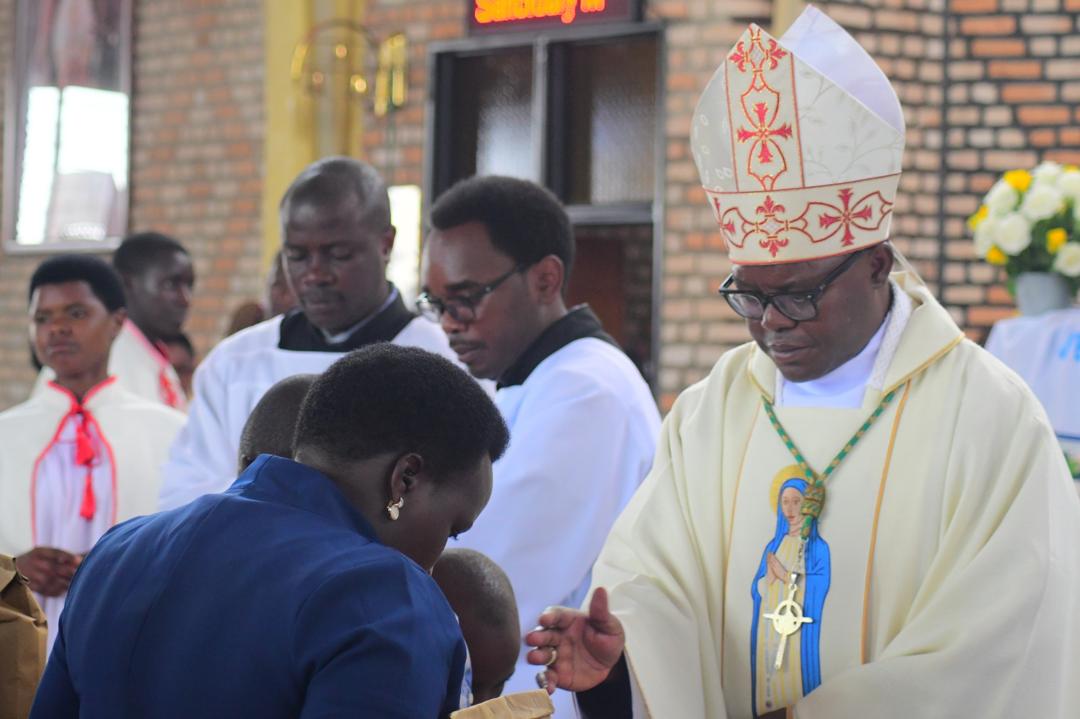Kibeho célèbre les 44 ans de la première apparition de la Vierge Marie à Natalie Mukamazimpaka