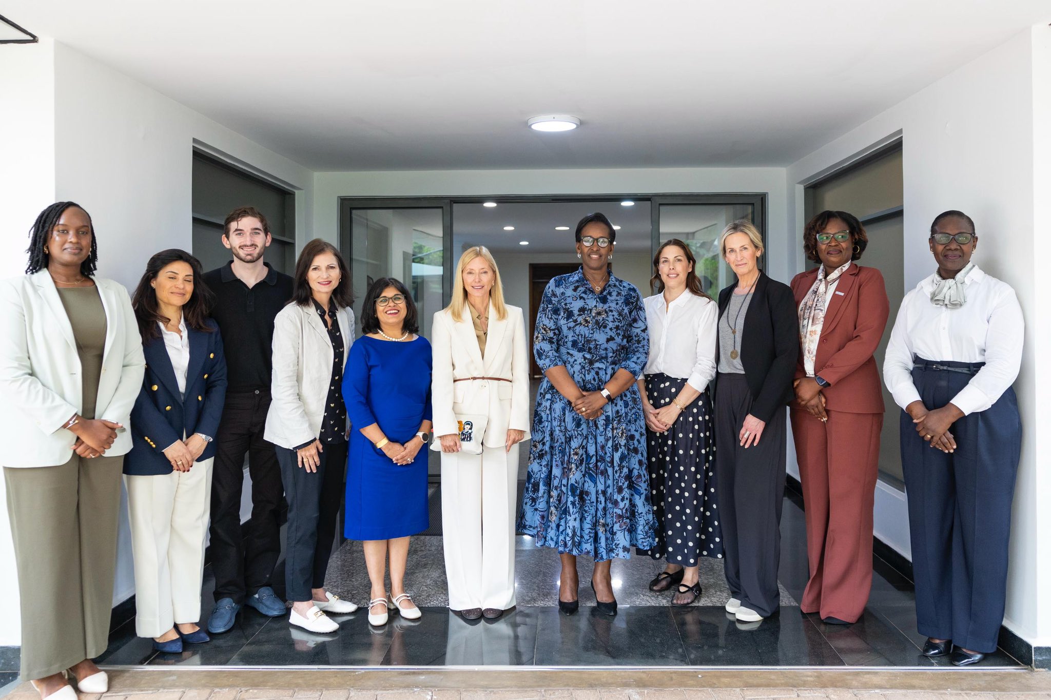 Madame Jeannette Kagame accueille séparément la princesse Marie‑Chantal de Grèce et Ozonnia Ojielo, Coordonnateur résident de l’ONU sortant