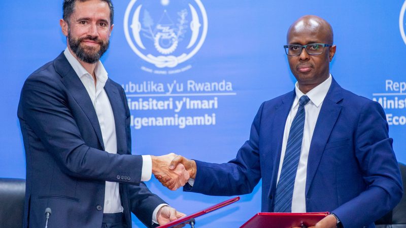 Le Gouvernement rwandais et GiveDirectly signent un accord stratégique pour accélérer la réduction de la pauvreté