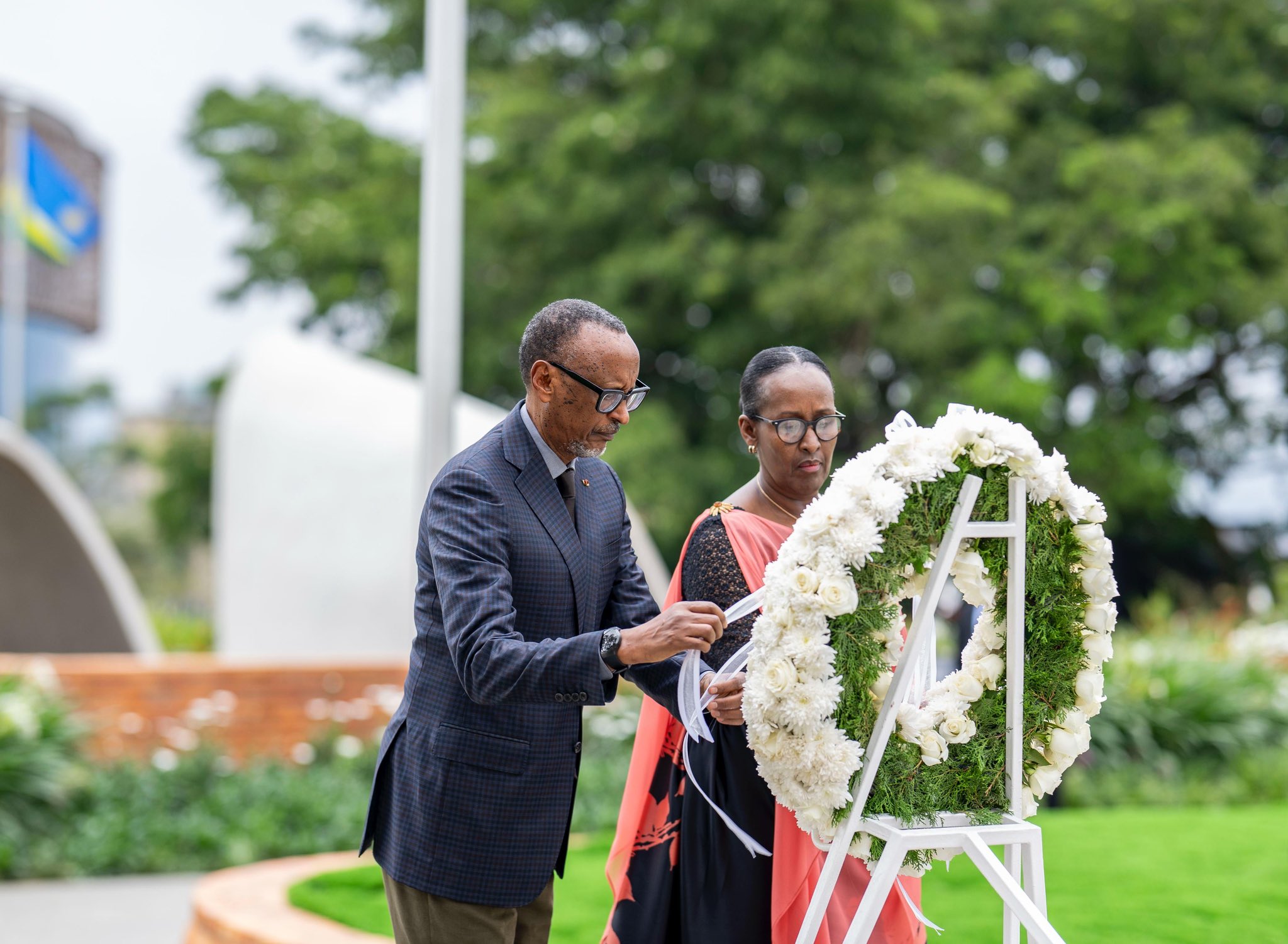 Kagame rend hommage aux héros nationaux lors de la 32e Journée des héros
