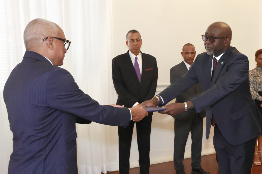 l’Ambassadeur Festus Bizimana présente ses lettres de créance au Cap-Vert