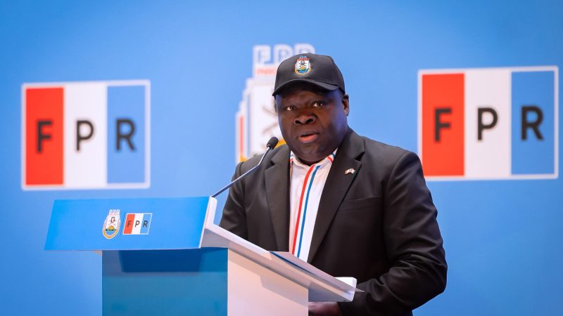 “Faites des réseaux sociaux un outil de développement” : un appel de Christophe Bazivamo à la jeunesse du FPR-Inkotanyi