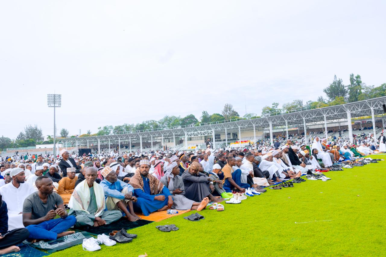 Les musulmans du Rwanda célèbrent l’Eid al-Fitr: foi, solidarité et appel à la continuité des bonnes œuvres