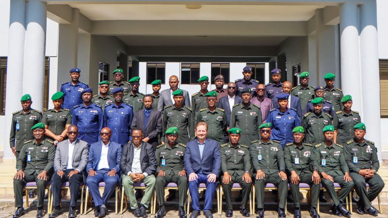 Le Collège de commandement et d’état-major des RDF lance un cours des relations internationales et sécurité