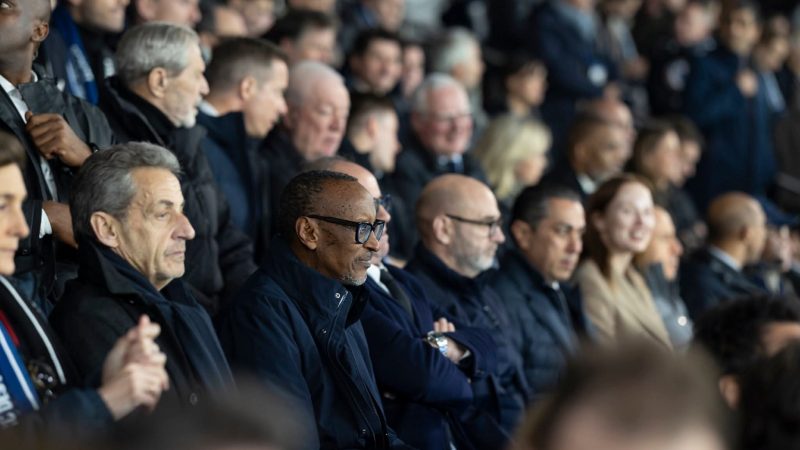À Paris, le président Kagame assiste au choc PSG – Chelsea en Ligue des champions