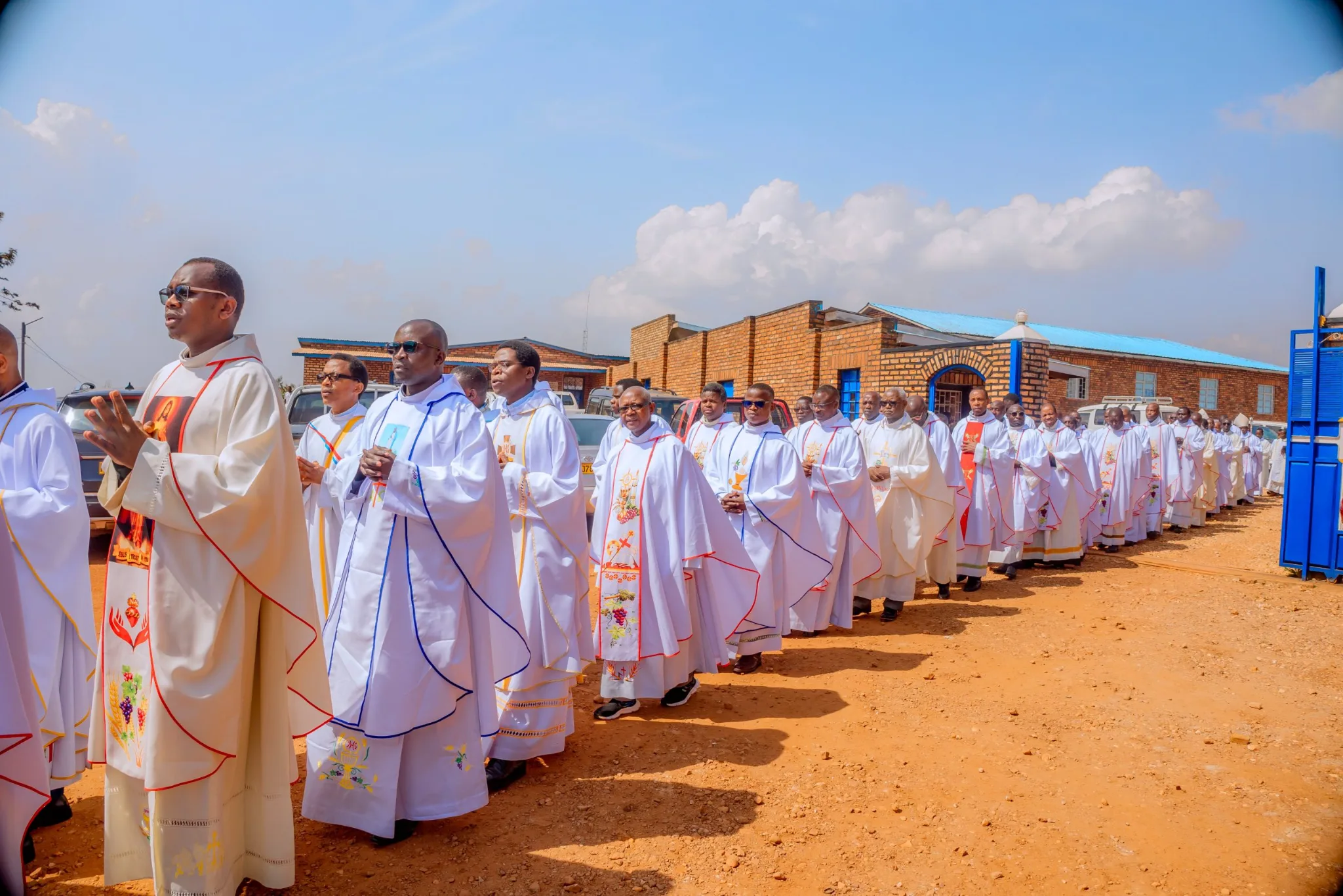 Église catholique: le paradoxe des chiffres entre croissance des fidèles et recul des vocations sacerdotales et religieuses