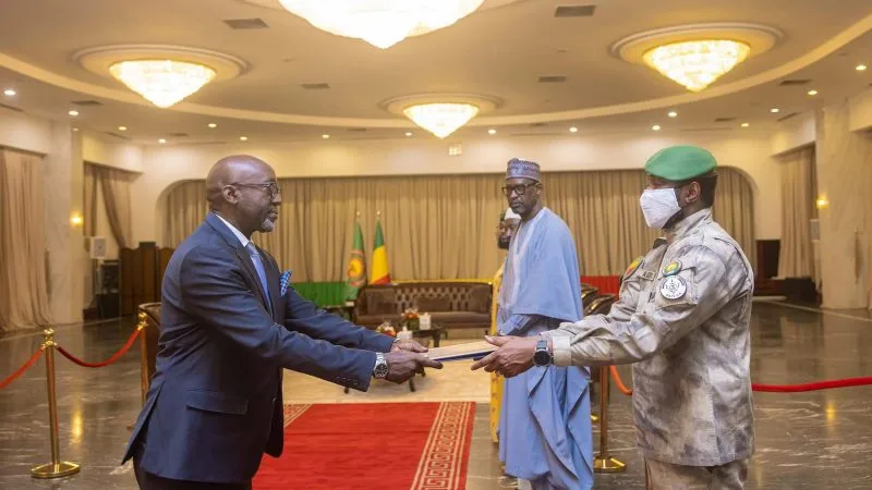 Coopération Rwanda–Mali: Festus Bizimana présente ses lettres de créance à Bamako