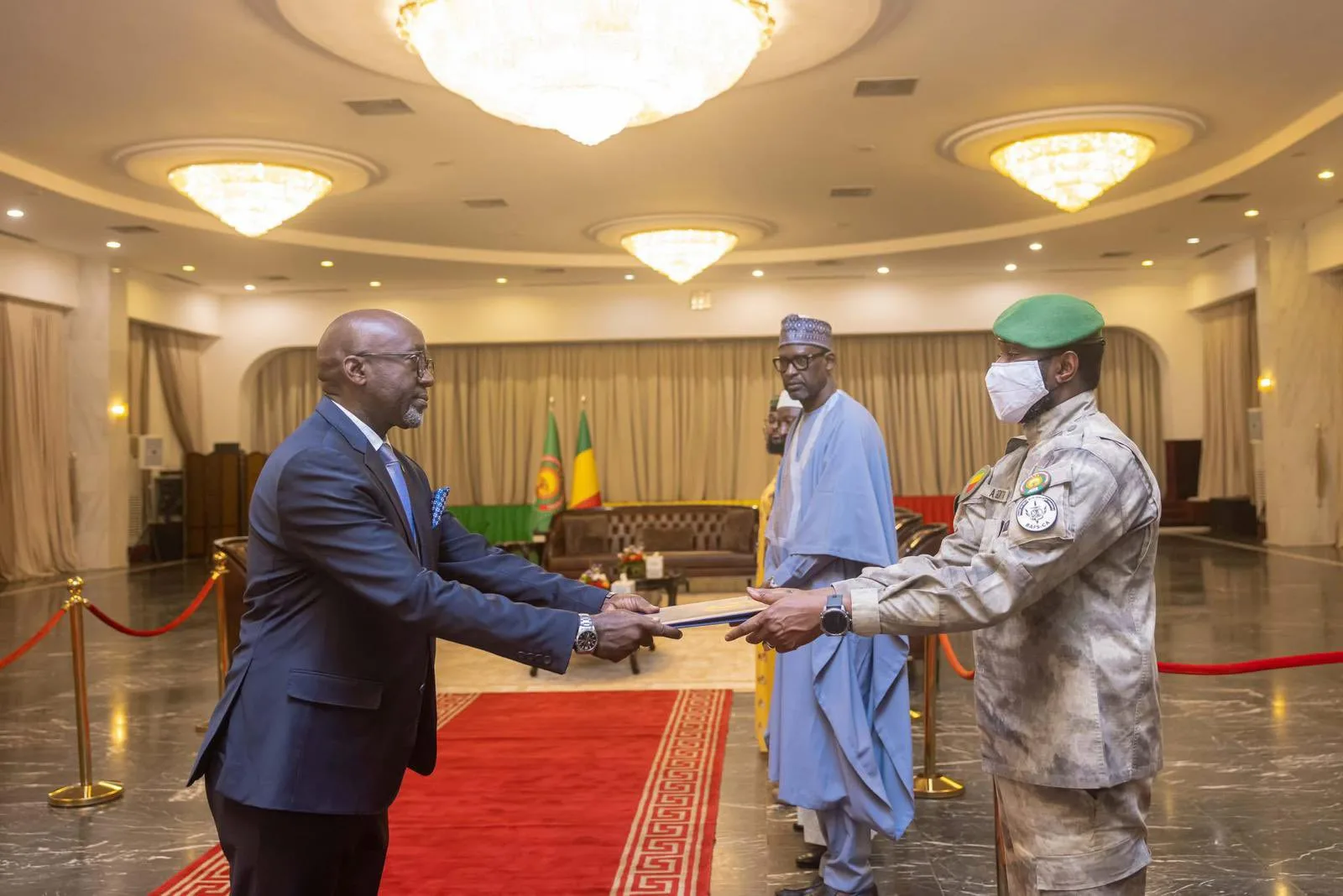 Coopération Rwanda–Mali: Festus Bizimana présente ses lettres de créance à Bamako