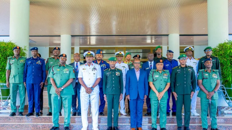 Les Forces de défense du Rwanda accueillent une délégation du Collège national de défense du Nigeria