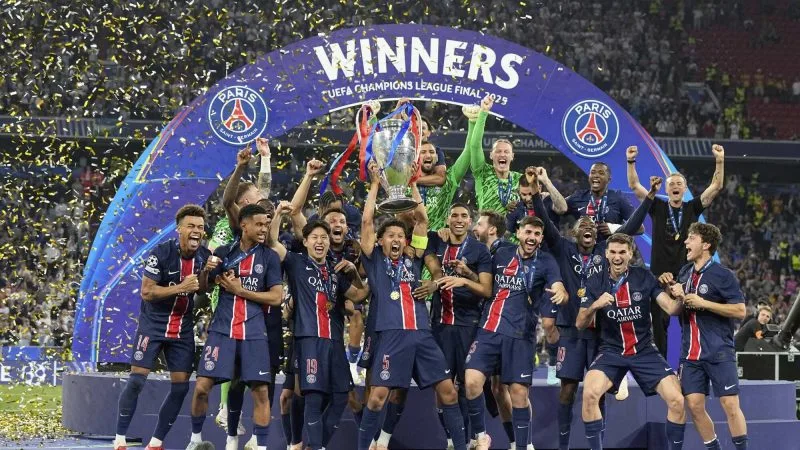 Ligue des champions: Paul Kagame félicite le PSG après un deuxième sacre européen consécutif