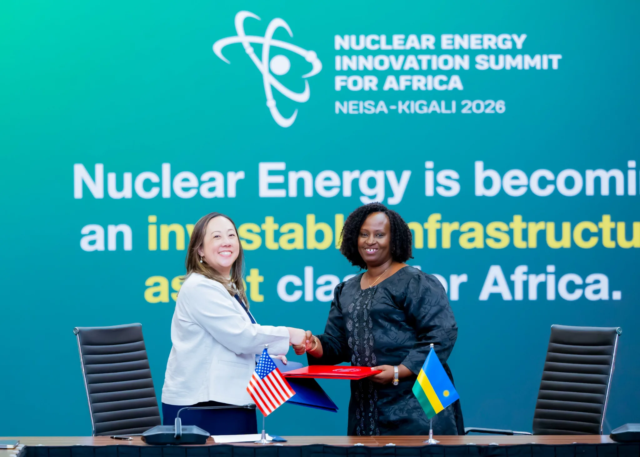 Le Rwanda et les États-Unis signent un accord de coopération dans le nucléaire civil