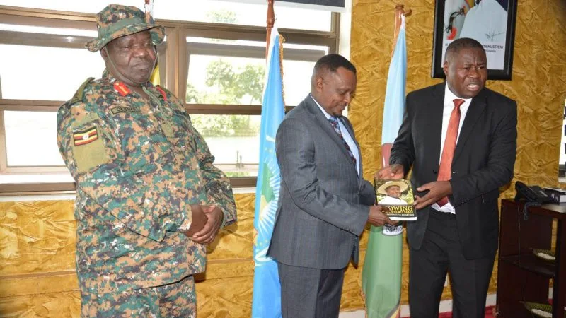 Le Général de brigade Ronald Rwivanga des RDF prend la direction de l’EASF