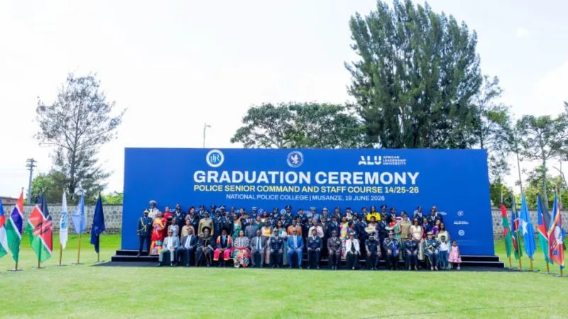 38 officiers supérieurs de police de dix pays diplômés de l’École supérieure de police de Musanze