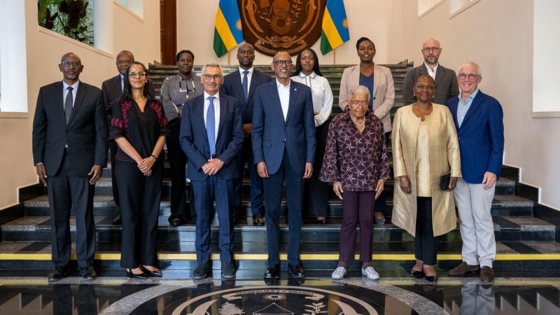 Village Urugwiro: Le président Kagame échange avec Mastercard Foundation et Studio Libeskind sur l’avenir de la jeunesse et le devoir de mémoire
