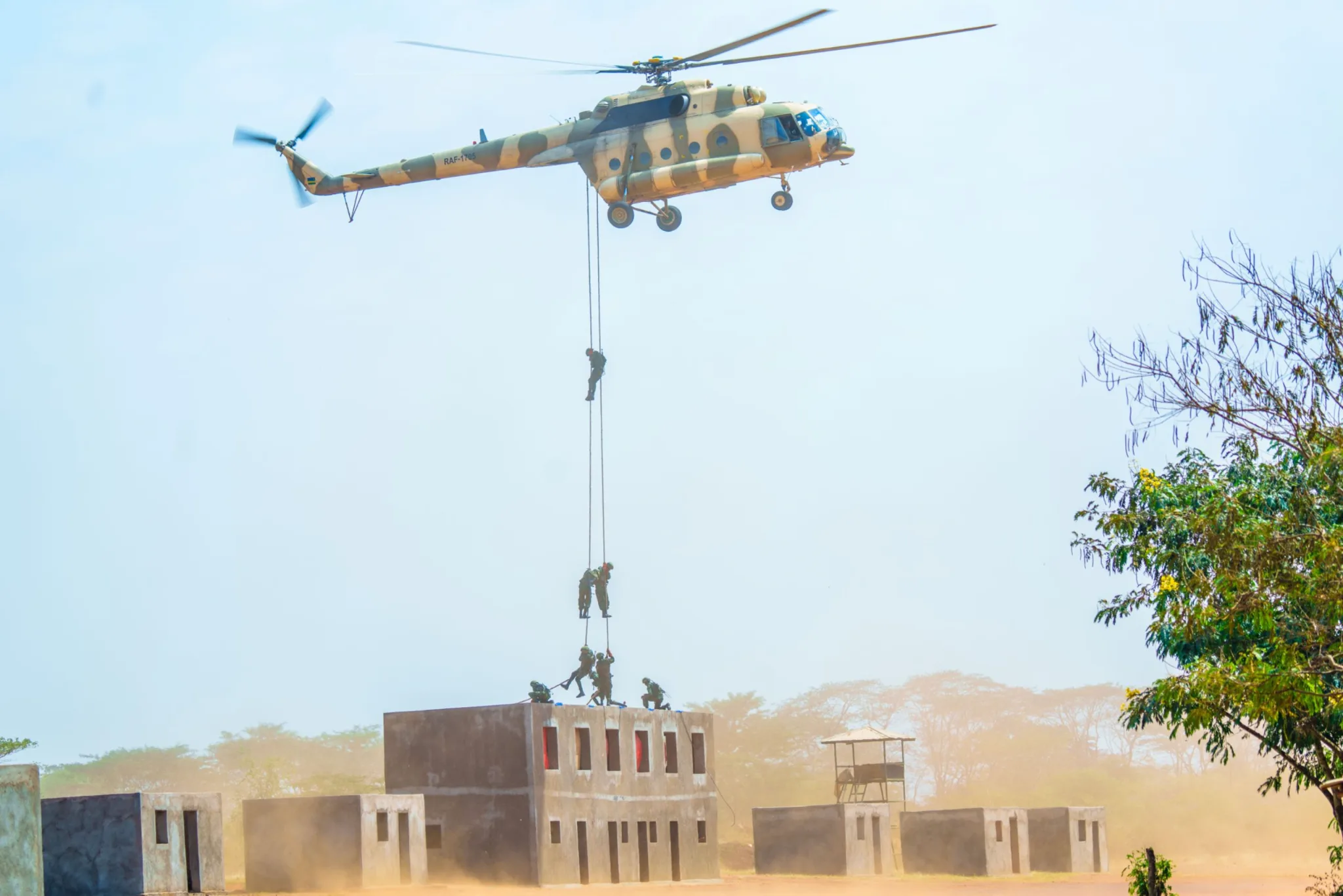 En images : Une brigade d’infanterie des RDF achève une formation avancée