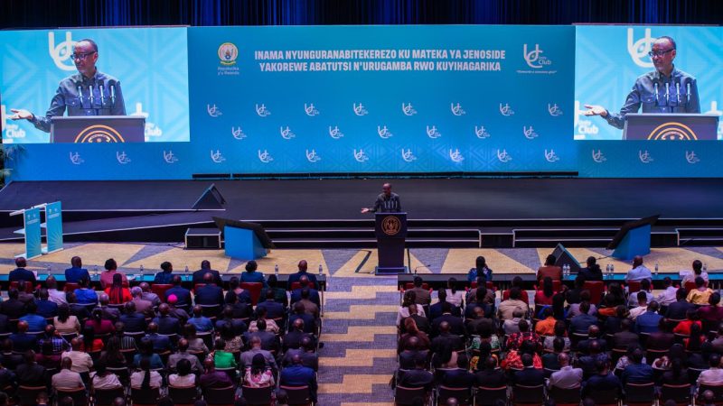 “Le pays ne peut pas être pris en otage par des personnes qui souhaitent altérer l’histoire du pays”: le Président Kagame appelle à la responsabilité collective