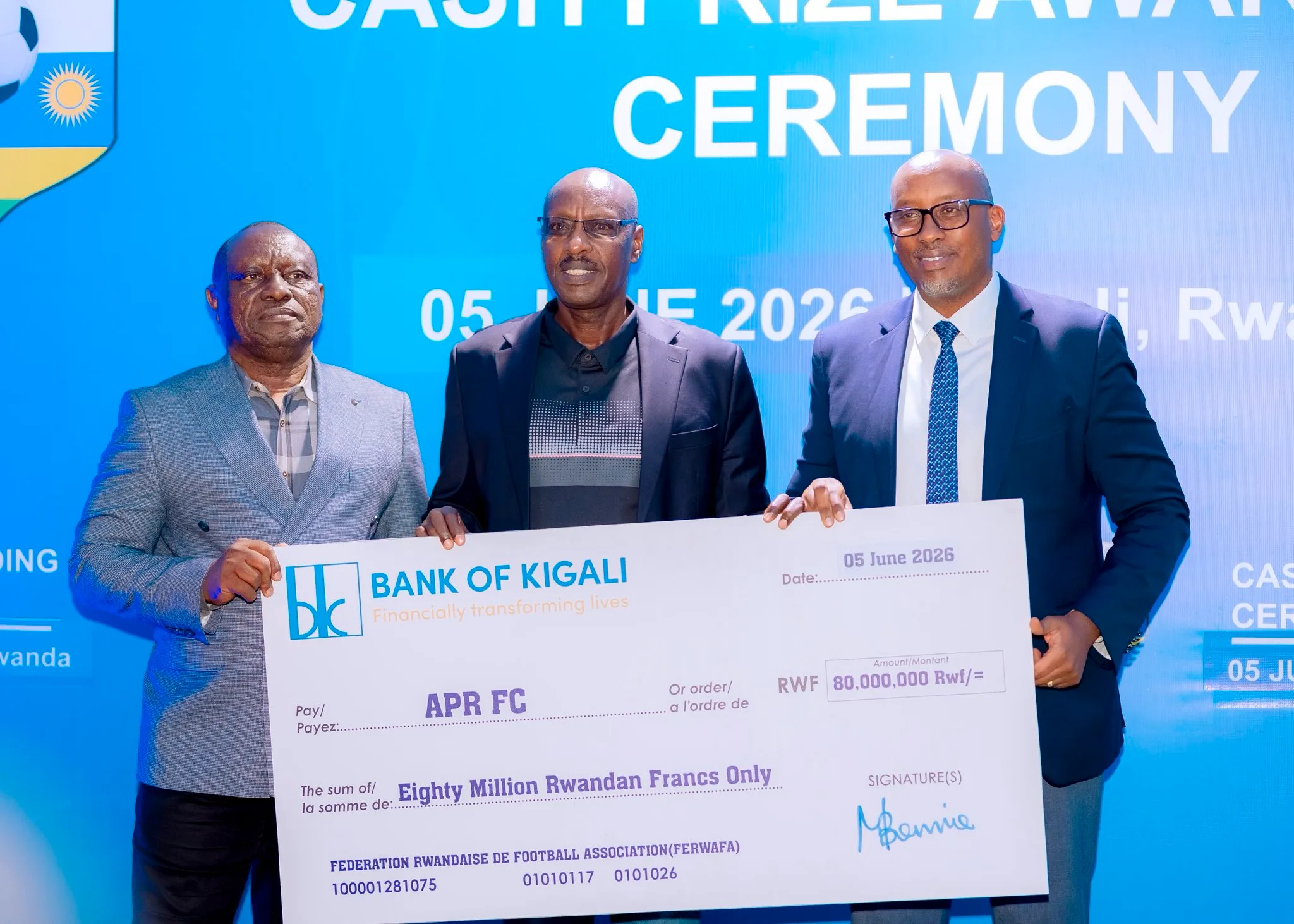 Football rwandais: la FERWAFA distribue 464 millions de francs aux clubs les plus performants de la saison