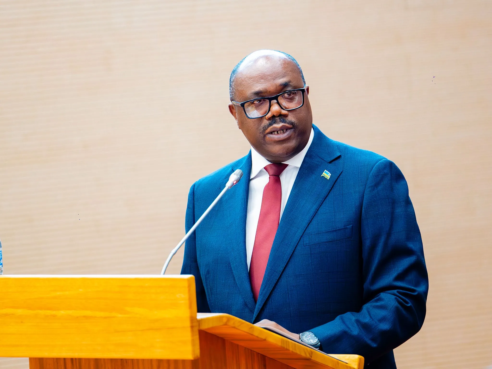 Le Rwanda renforce sa résilience économique face aux chocs mondiaux, affirme le Premier ministre Nsengiyumva Justin devant le Parlement