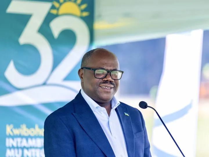 Kwibohora 32: le Premier ministre Justin Nsengiyumva salue le rôle des Forces de défense et de sécurité dans le développement des communautés