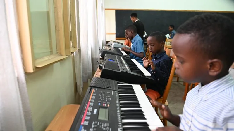 Pendant les vacances, la Chorale de Kigali ouvre une école de musique pour éveiller les talents des enfants