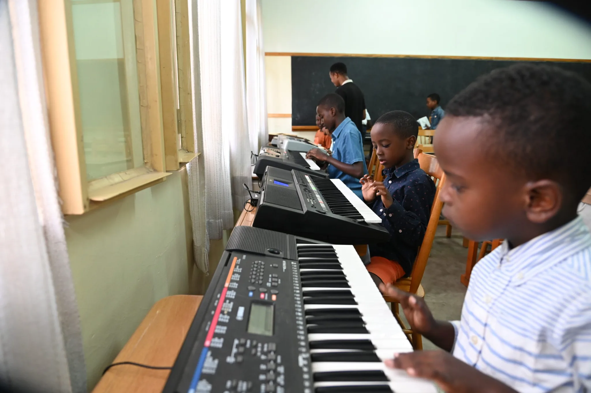 Pendant les vacances, la Chorale de Kigali ouvre une école de musique pour éveiller les talents des enfants