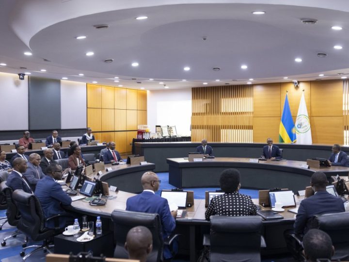 Conseil des ministres: le Gouvernement accélère la transition du Rwanda vers une économie numérique fondée sur le savoir