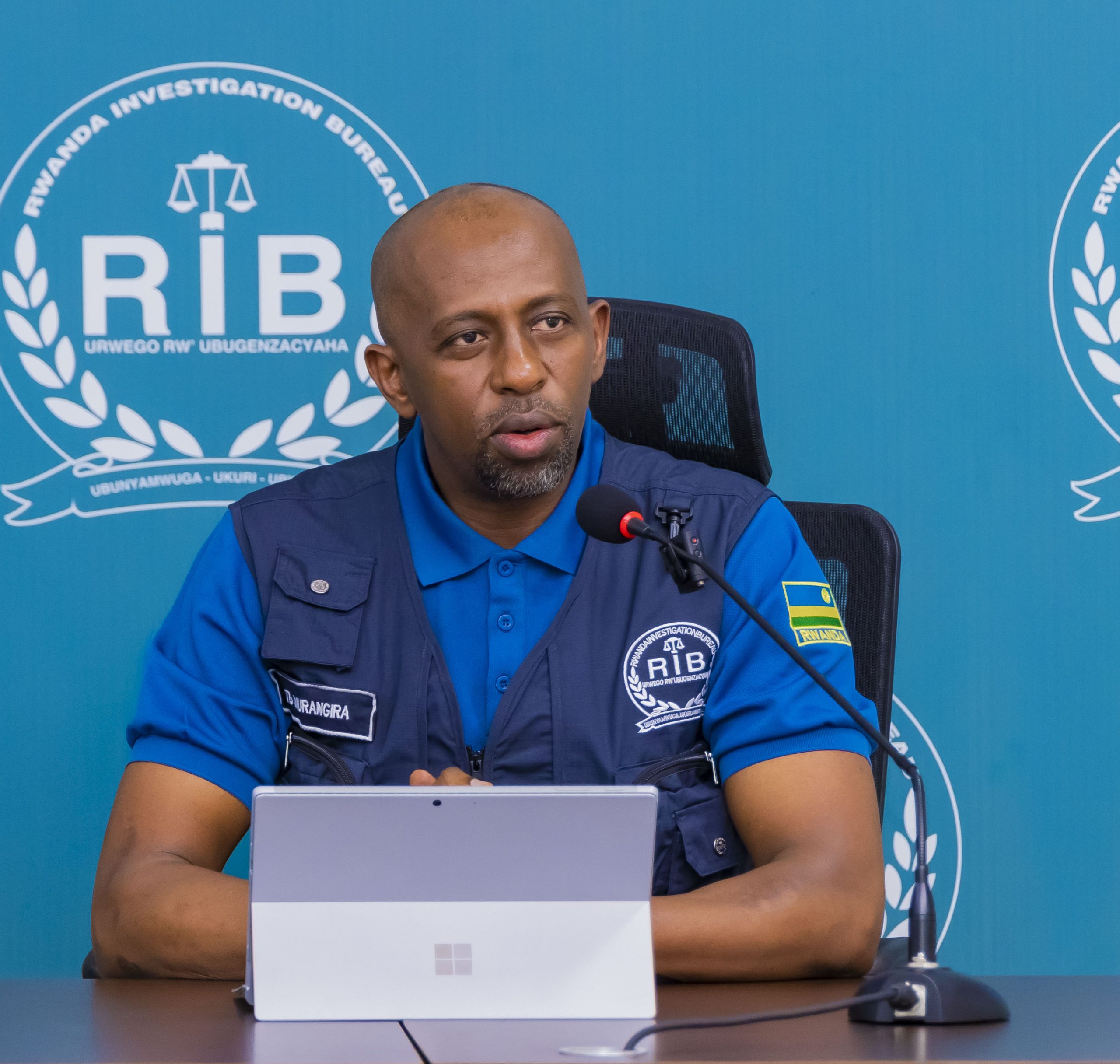 Alcool non conforme: 80 suspects arrêtés, dont 16 présentés par le RIB et la Police à Kigali