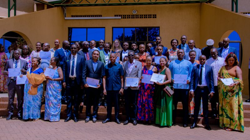Kicukiro: 19 étrangers prêtent serment et deviennent citoyens rwandais