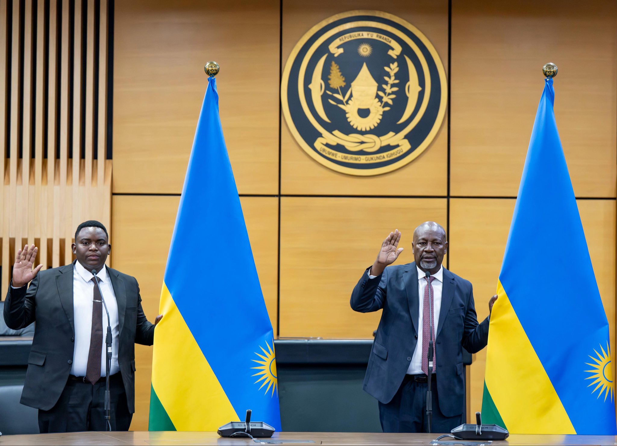 Le président Kagame appelle les nouveaux parlementaires à servir la population et à résoudre ses problèmes