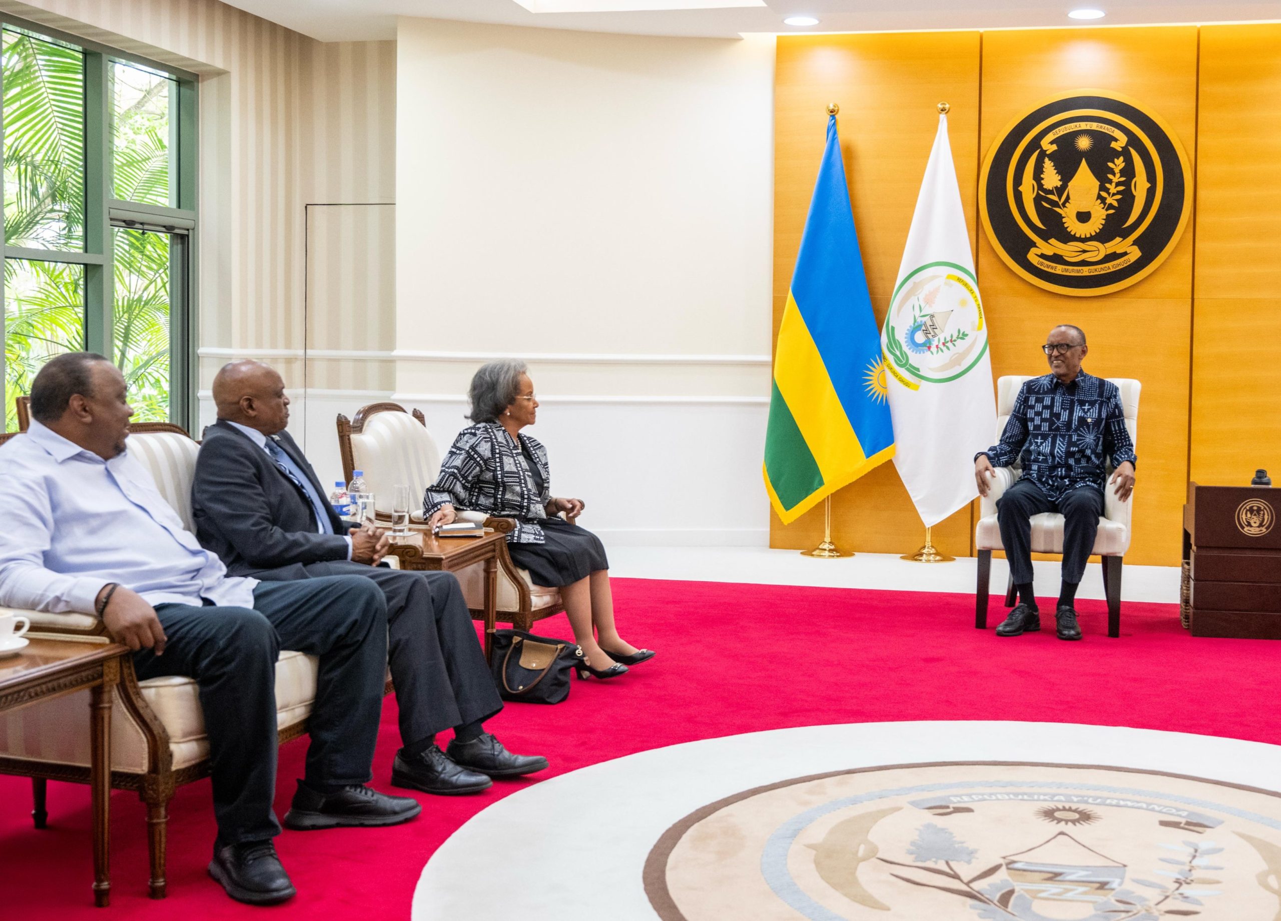 Village Urugwiro: Le président Kagame reçoit le Panel des facilitateurs de l’Union africaine