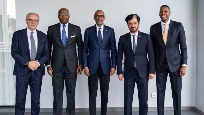 Le président Kagame reçoit les dirigeants de la FIA et de Formula 1 à diner