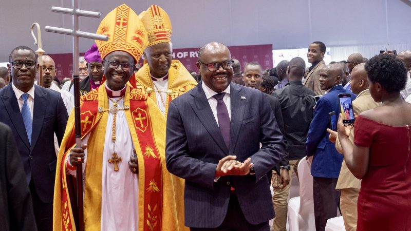 Investiture de Manasseh Gahima: le Premier ministre appelle les Églises à lutter contre l’alcoolisme et les enseignements trompeurs